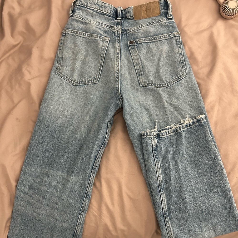 Distressed Light Blue Jeans